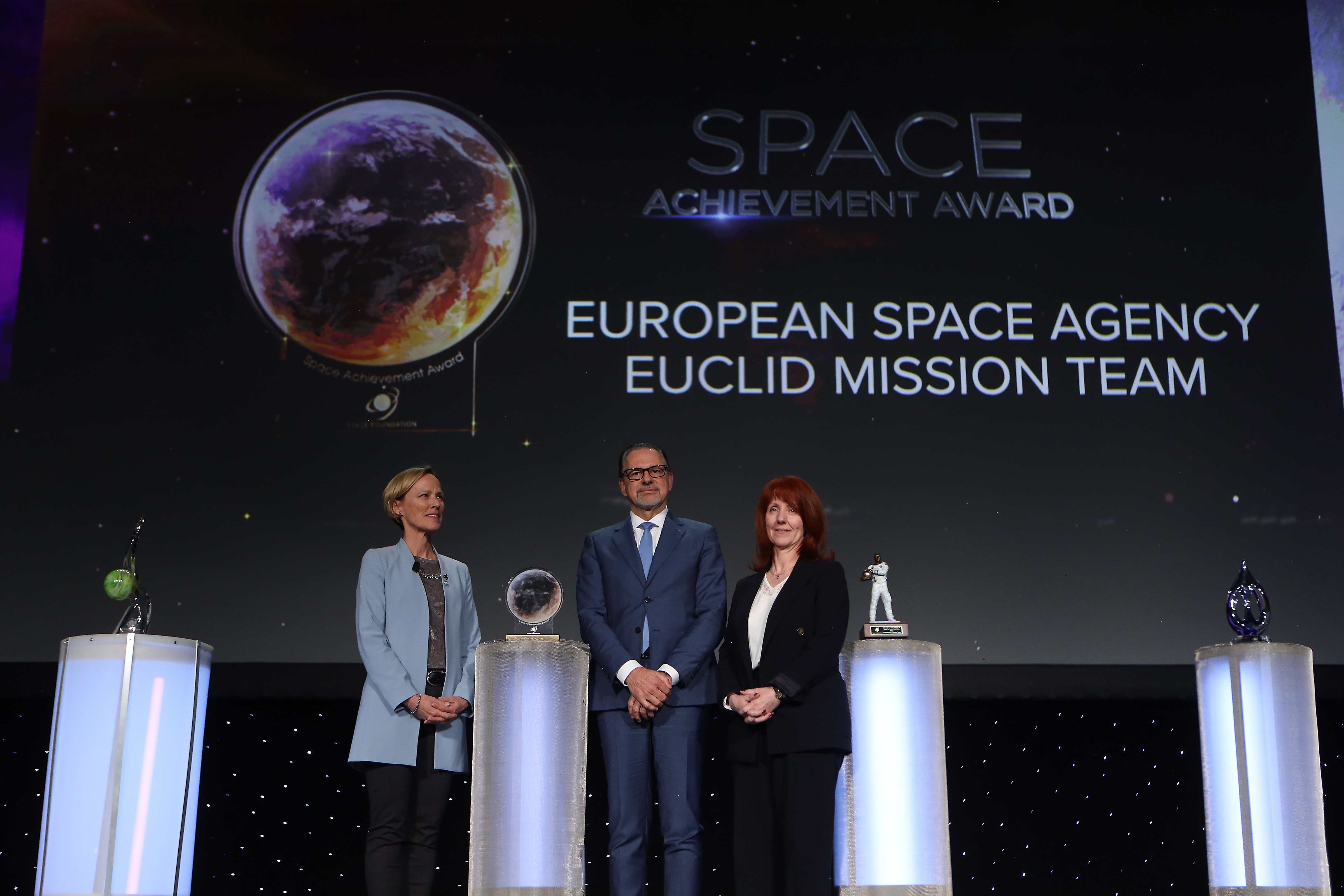 Euclid_mission_team_honoured_with_space_foundation_award